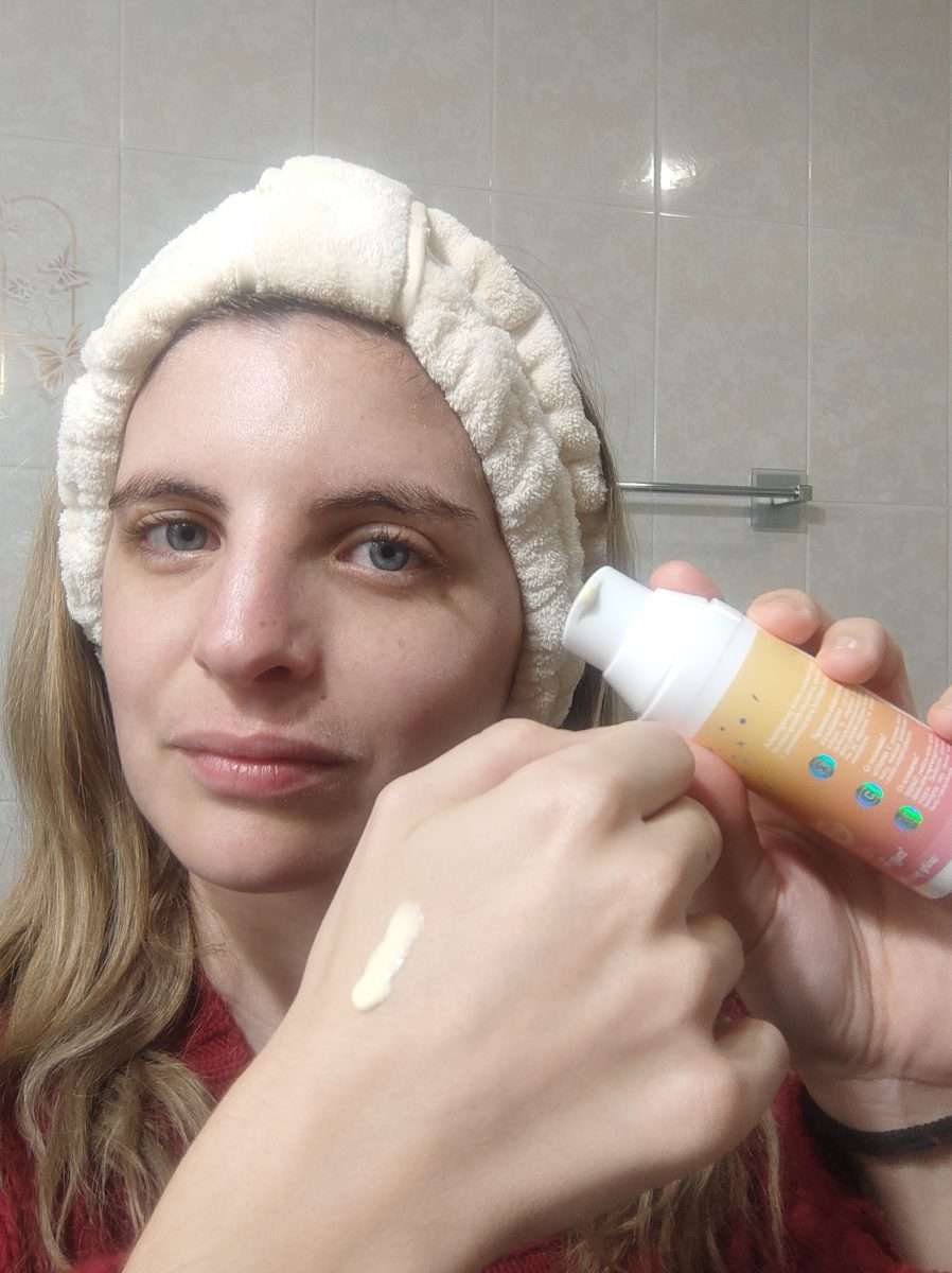 Crema de día iluminadora adaptogénica