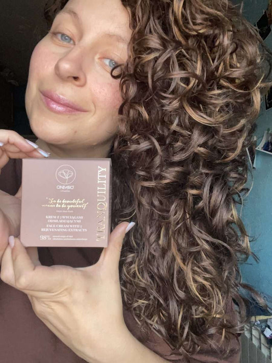 Crema facial con 7 extractos rejuvenecedores