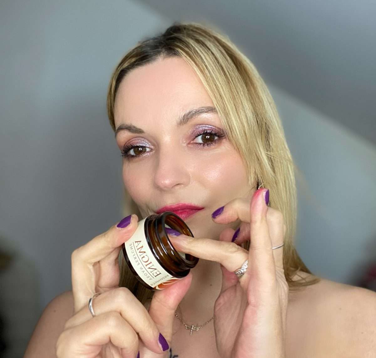 Perfume sólido vegano - Enigma